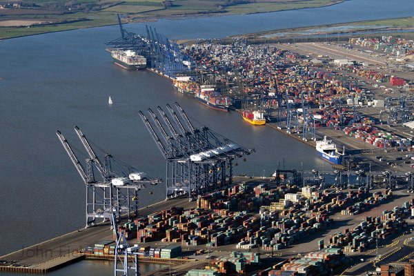 Polski kapitan aresztowany w brytyjskim porcie po ponad trzykrotnym przekroczeniu limit...