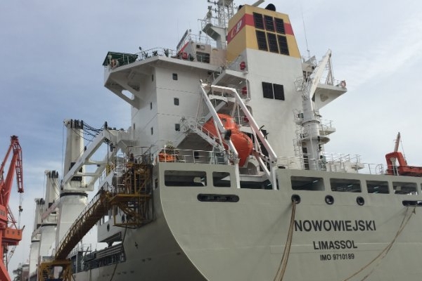 Nowy statek Chipolbroku zawinie do Gdyni