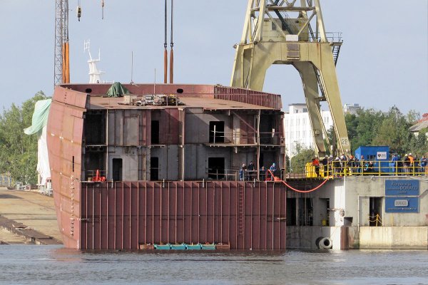 Szczecin: zwodowano blok arktycznego superjachtu ekspedycyjnego zbudowany przez G+K Ste...