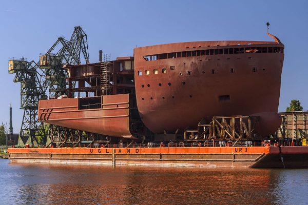 Kolejny zestaw konstrukcji z Montexu na arktyczny wycieczkowiec ekspedycyjny