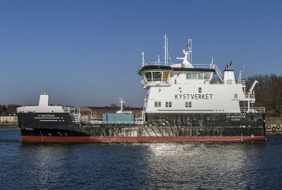 Częściowo wyposażony stawiacz pław dla Norwegii z Montex Shipyard