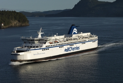 Pierwszy prom BC Ferries wyruszył na dużą przebudowę do Remontowej SA...