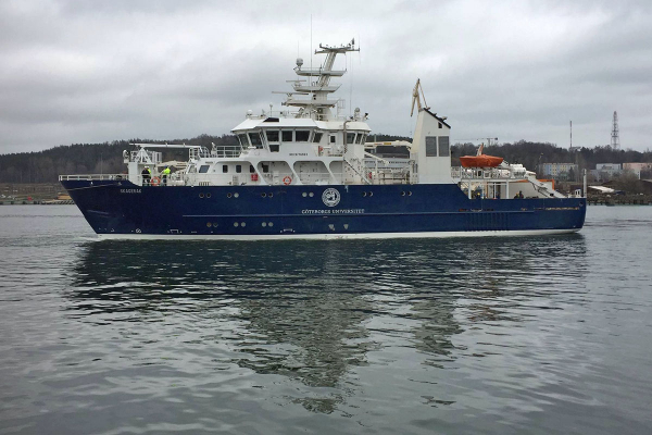 Statek badawczy dla Göteborgs Universitet (na razie) pozostaje w stoczni Nauta