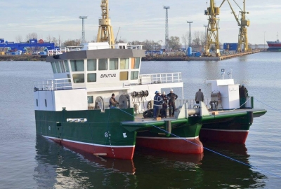 Trimaran Brutus ze stoczni PTS Ltd. w Szczecinie [video]