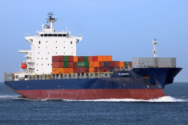 Hapag-Lloyd - feederowa współpraca z ONE i nowy serwis do Polski