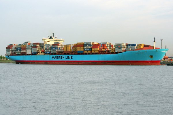 Sprzedano na złom największy dotąd kontenerowiec