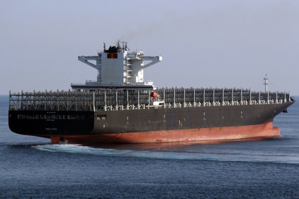 Potop pustych kontenerów - Seaspan Ganges ''ewakuował'' większą liczbę z Polski