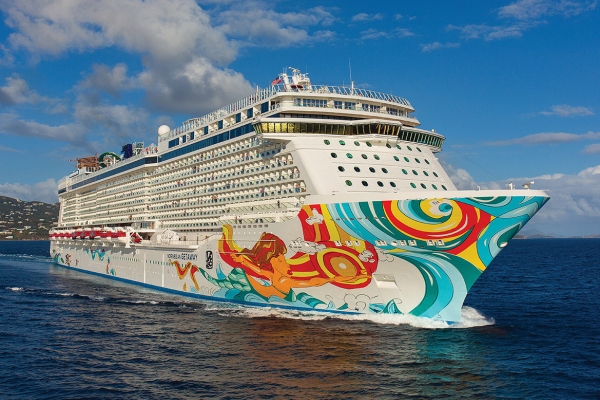 Sezon wycieczkowców 2017 w Gdyni z rekordowym statkiem