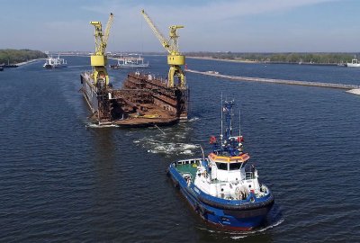 Relokacja doku MSR-2 ze Świnoujścia do MSR Gryfia w Szczecinie [VIDEO]