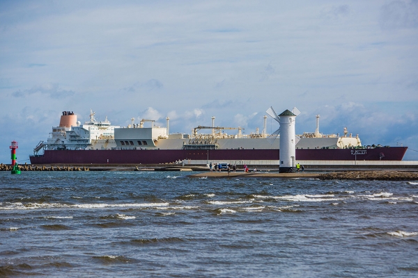 Al Gattara w Świnoujściu - dopiero teraz milionowy metr sześcienny LNG dla Polski?