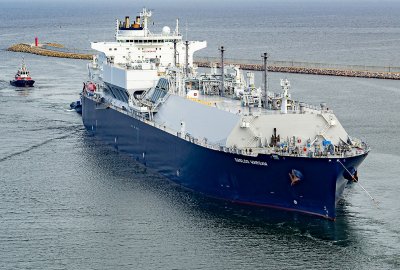 Gazowiec LNG GasLog Warsaw w Świnoujściu z amerykańskim gazem dla PGNiG...