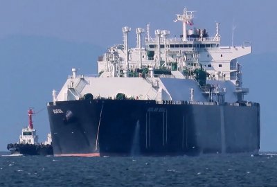 PGNiG: trzecia z sześciu zaplanowanych na czerwiec dostaw LNG dotarła do...