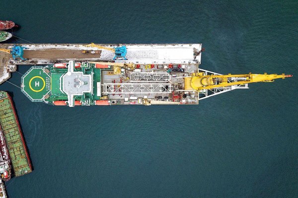 Operator: rozpatrujemy różne opcje wznowienia układania Nord Stream 2