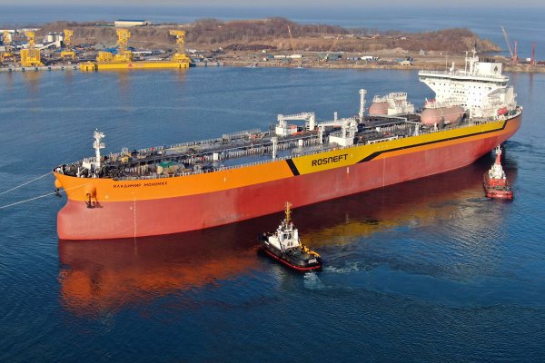 W nowej stoczni Zvezda zwodowano pierwszy rosyjski zbiornikowiec wielkości aframax