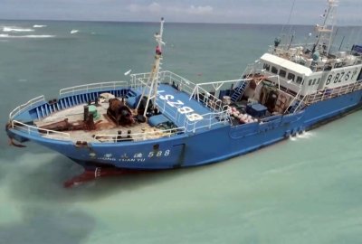 Mauritius: Chiński trawler na mieliźnie, obawy o wyciek ropy [VIDEO]