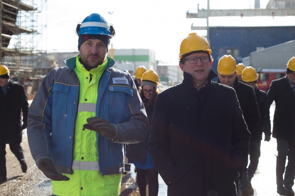 Minister rybołówstwa i akwakultury Republiki Islandii z wizytą w stoczni Crist SA