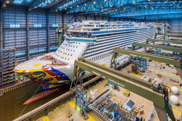 U liderów spada produkcja okrętowa, koronawirus zamyka stocznie także w Europie