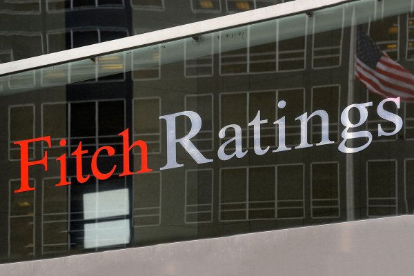 MR o decyzji Fitch: polska gospodarka relatywnie odporna w obliczu pandemii