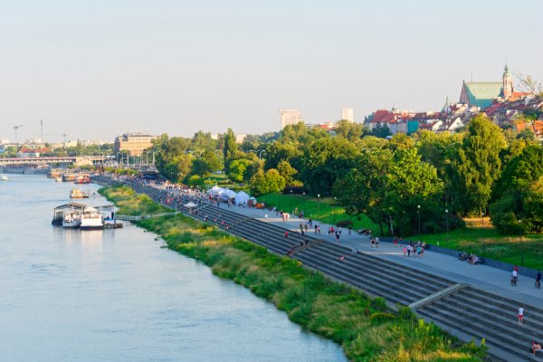 Dramatycznie niski poziom wody w Wiśle