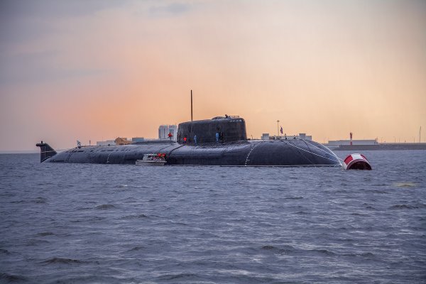 Rosyjski okręt podwodny z napędem atomowym stracił moc na wodach Danii