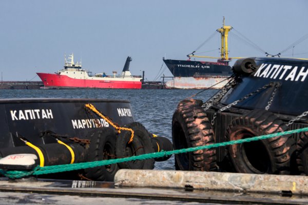 Premier Bułgarii: nasi marynarze opuścili już Mariupol