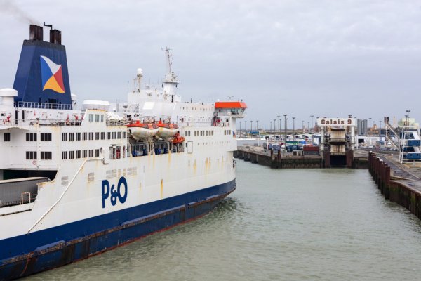 P&O tymczasowo zawiesza swoje usługi