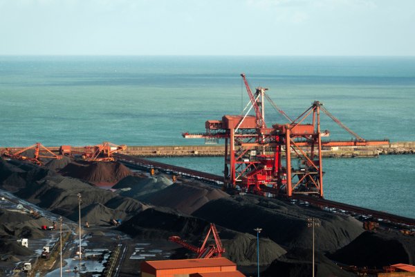 Hiszpania: sankcje wobec Rosji nie są przestrzegane w portach