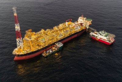 FPSO w płomieniach u wybrzeży Nigerii