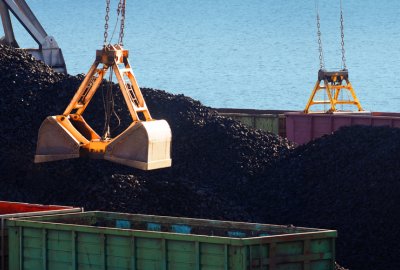 Rząd obraduje m.in. nad kwestią zabezpieczenia zdolności przeładunkowych...