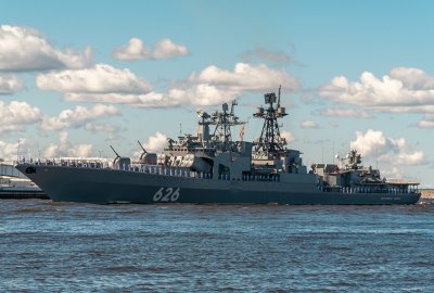 Hiszpania nie wpuściła rosyjskich okrętów do portu w Ceucie