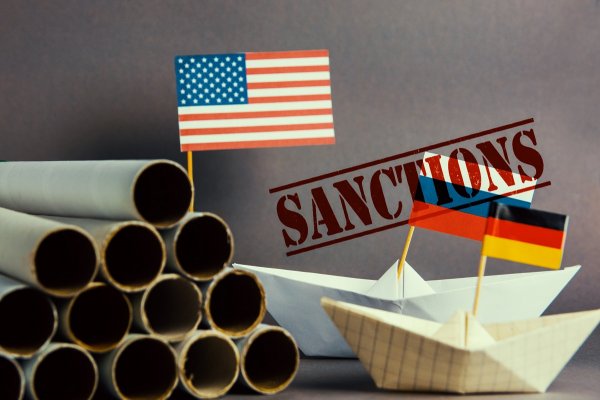 Horała: decyzje USA ws. sankcji na Nord Stream 2 muszą budzić niepokój