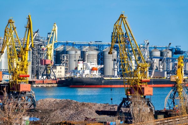 Kułeba w Davos: Rosja próbuje szantażować, proponując odblokowanie ukraińskich portów...
