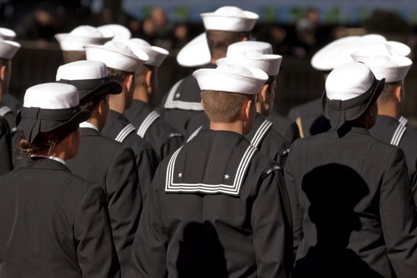 45 żołnierzy marynarki wojennej zwolniono USA ze służby, bo się nie zaszczepili