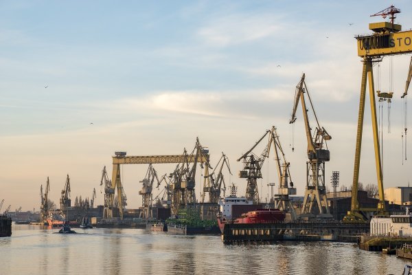 Tusk: opozycja będzie musiała wypracować pomysł na Stocznię Szczecińską