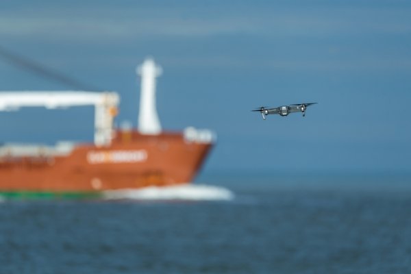 Wicepremier Belgii: rozważamy wykorzystywanie dronów do ochrony portów i infrastruktury...