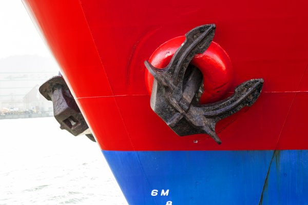 Finlandia: z miejsca uszkodzenia gazociągu Balticconnector wyciągnięto 6-tonową kotwicę...