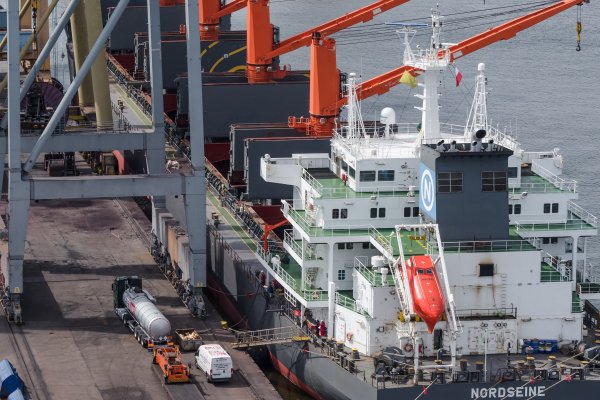 ZMPSiŚ SA: Znakomite roczne wyniki portów