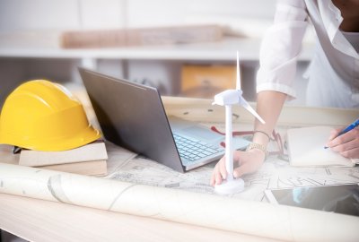 Zdjęcie ilustracyjne (Fot.: Shutterstock) Wkręcą uczniów do pracy na wiatrakach – pierwszy taki projekt w Polsce