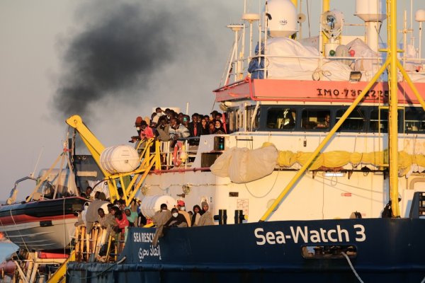 Z Malty do Francji przybyło 42 migrantów ze statku Sea Watch