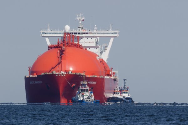 Wiceszef portu Szczecin-Świnoujście: w br. przez terminal LNG chcemy sprowadzić ok. 8 m...