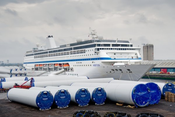 Uchodźcy z Ukrainy zmuszeni opuścić wycieczkowiec