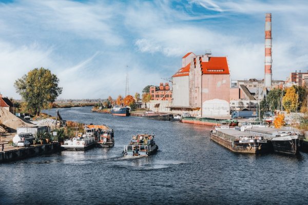 Wiceminister Ziejewski: rząd nie myśli o przejęciu portu w Elblągu