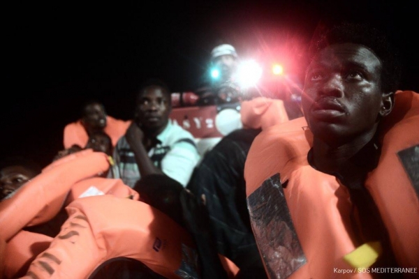 Włochy apelują do Holandii, by wycofała dwa statki organizacji pozarządowych