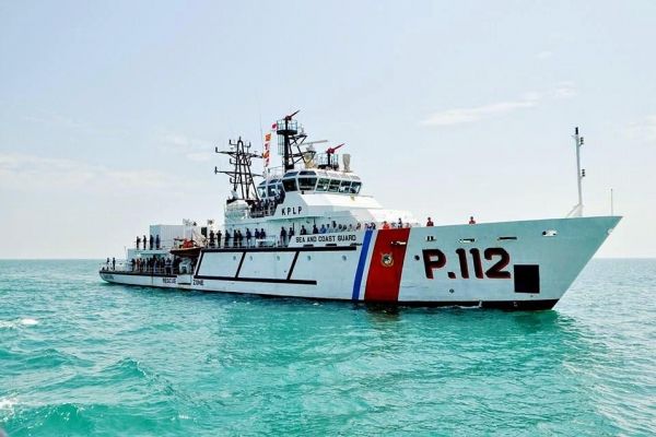 Indonezja: ustalono położenie promu, który zatonął z 200 osobami