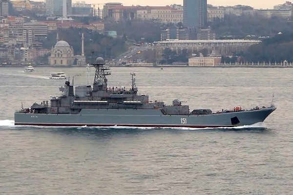 Na anektowanym Krymie naprawiane są trzy duże okręty desantowe Rosji