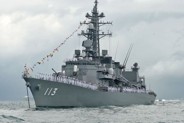 Japońskie okręty wojenne będą ochraniały statki handlowe, w tym tankowce z tego kraju...