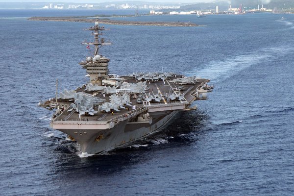 USA potwierdzają zaangażowanie na rzecz Tajwanu i wysyłają lotniskowiec na morze Połudn...