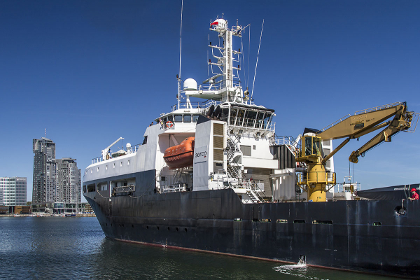 Brytyjscy specjalsi w Gdyni? Do portu wpłynęły SD Victoria i RFA Lyme Bay