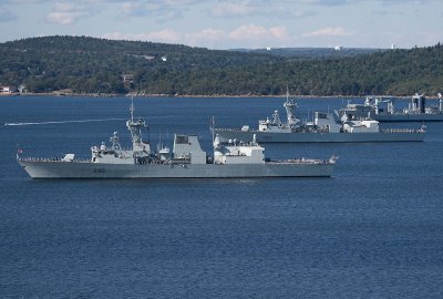Kanada nakłada nowe sankcje na Rosję i wysyła okręty na Bałtyk