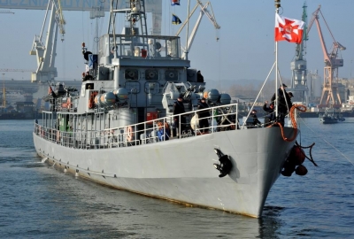 Zespół okrętów NATO zacumował w Gdyni [VIDEO]